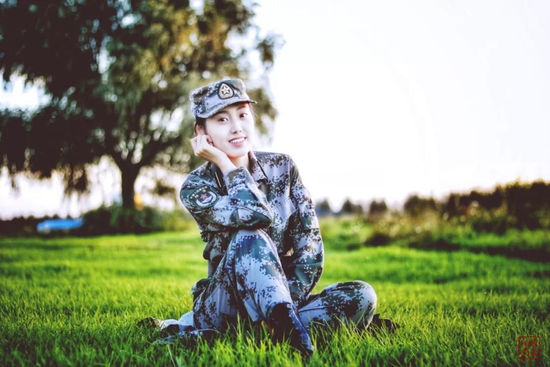 1568688485379194.jpg “90后”女生的“部队修炼手册”2.jpg