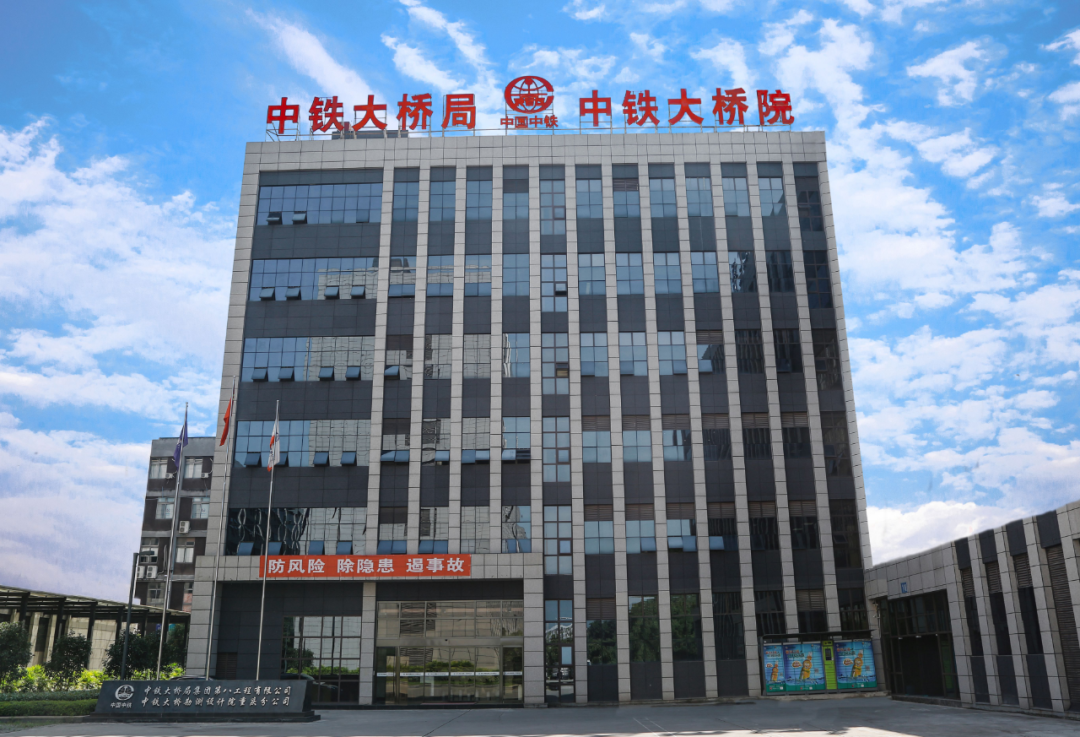 1725842696275041.png 0dd326ce57483a97b8d852250382bc95.png