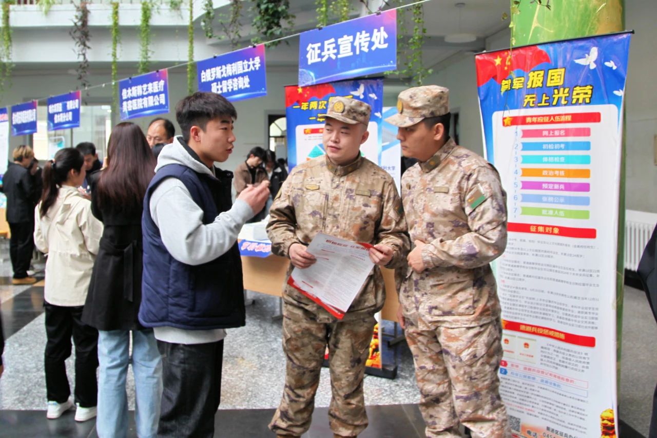 1745998185920180.jpg 1745998185920180.jpg