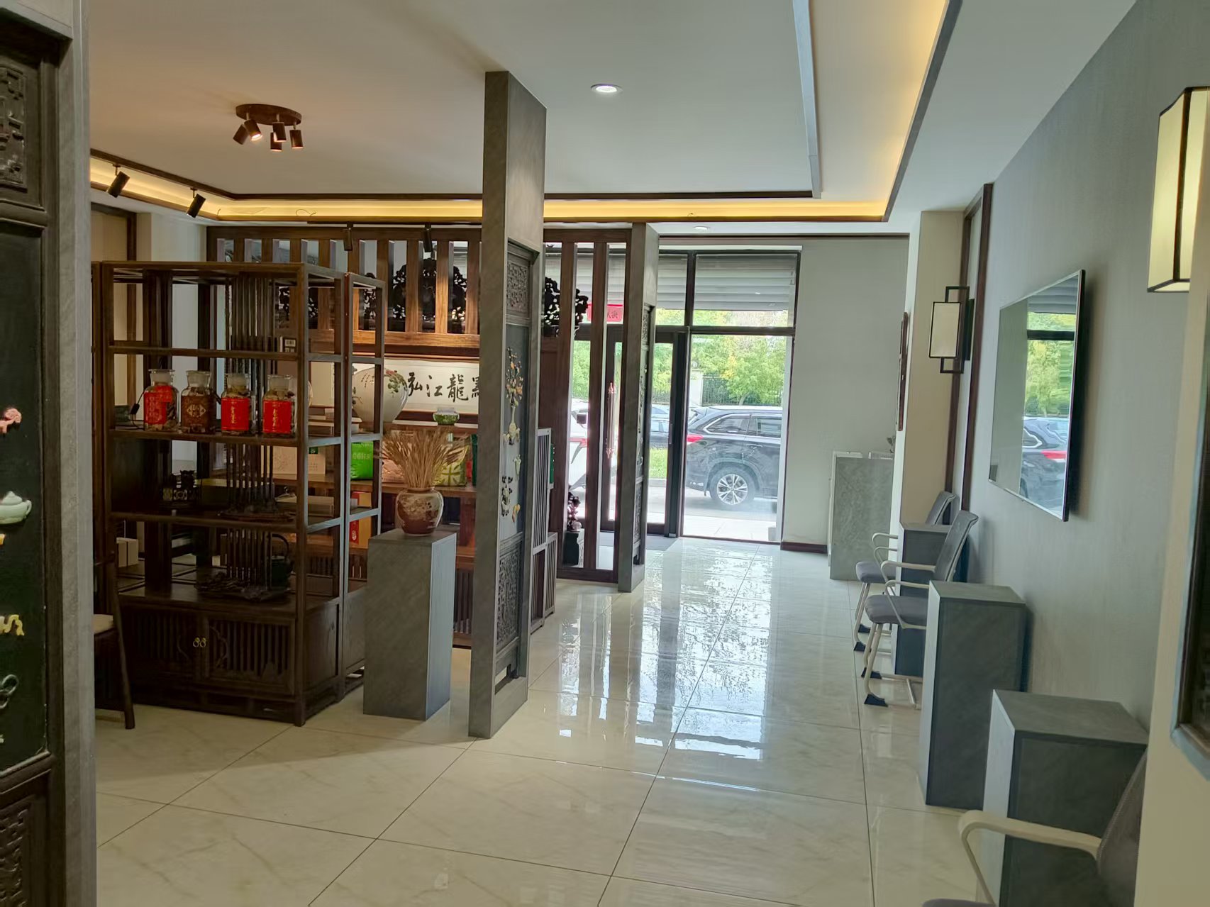 1758005463816979.jpg 1758005463816979.jpg