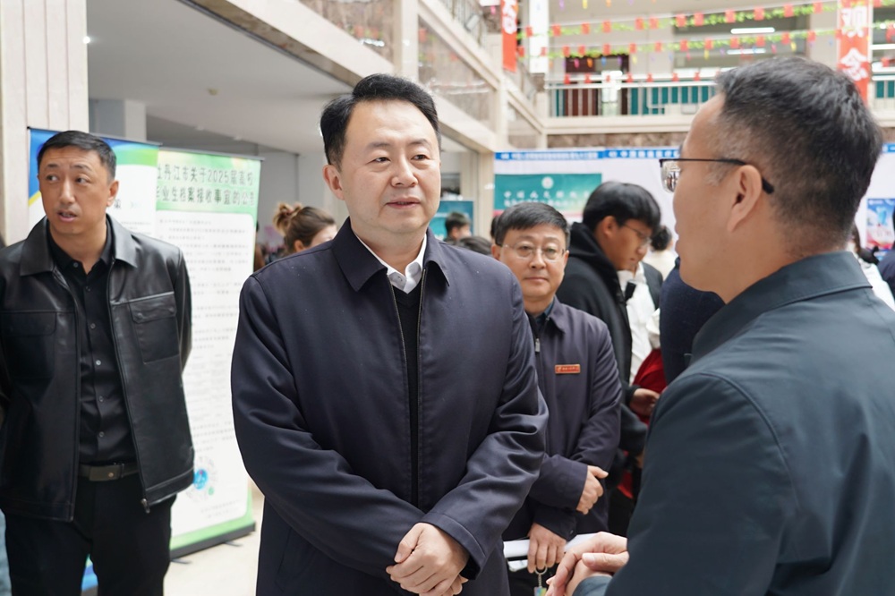 1760696721588769.jpg 2.jpg