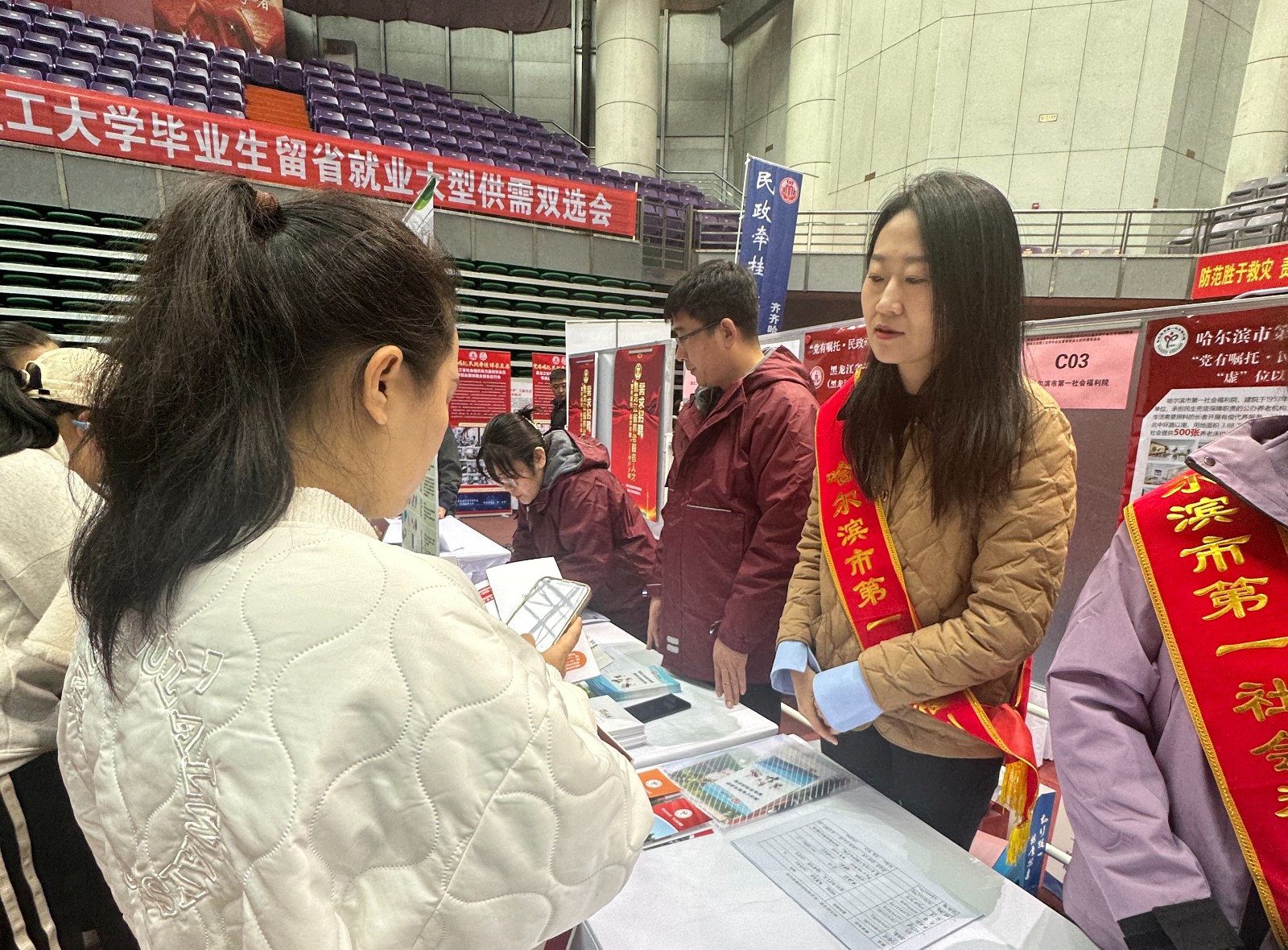 1731393300200678.jpg 554c1539cf7eda93ae35abcd4c9f61f.jpg